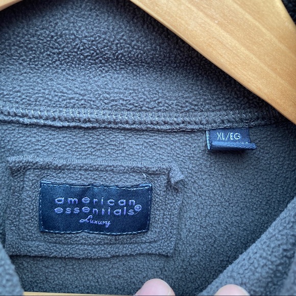 American Essentials Luxury Quarter Zip Fleece - Picture 2 of 2